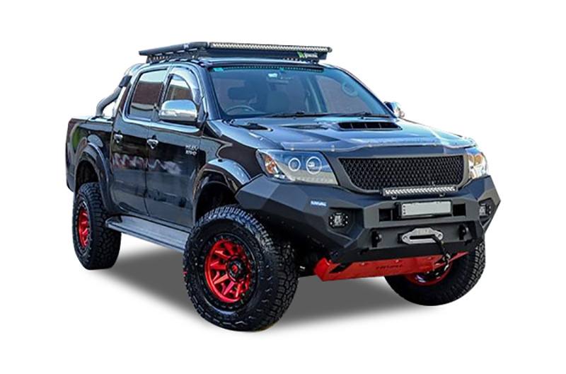Modified 2015 HiLux with a Wedgetail roof rack installed on the dual cabin. Wedgetail rack has a lightbar fitted at front of platform frame. Hero image for page.